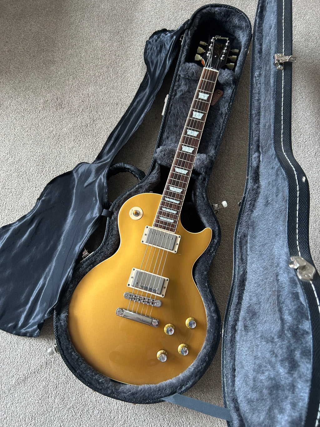 Gibson Les Paul Standard Gold Top 2004