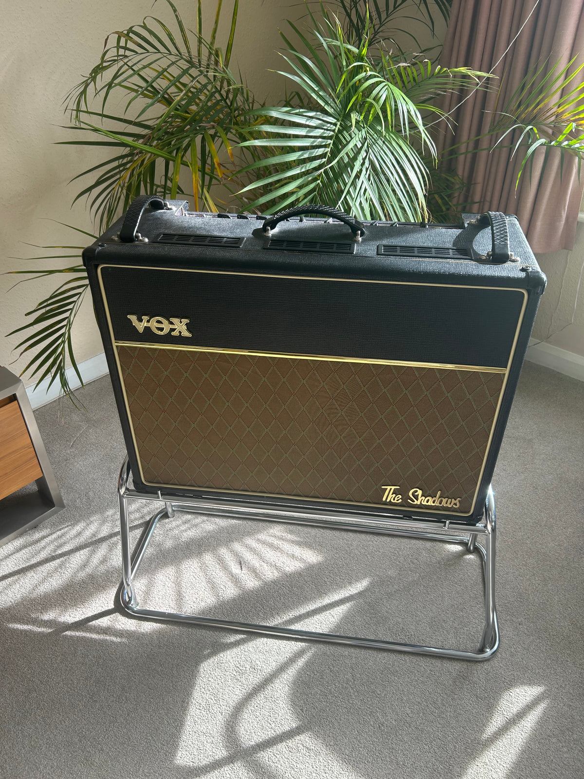 (w Celestion Alnico Blue Speakers) Vox AC30CC2 Custom Classic 2-Channel 30-Watt 2x12" Guitar Combo Black