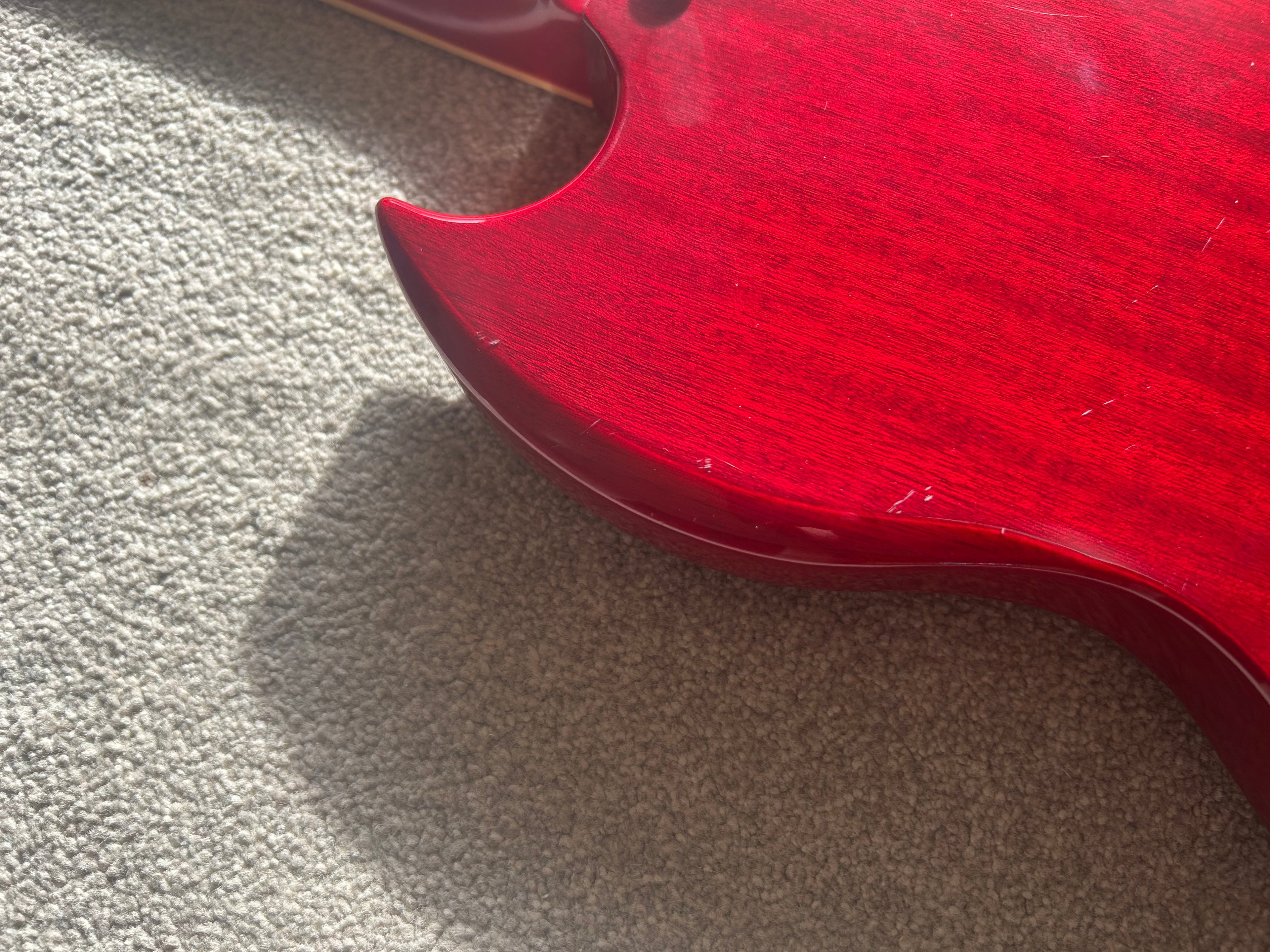 Epiphone SG Pro Cherry Red Gold Hardware