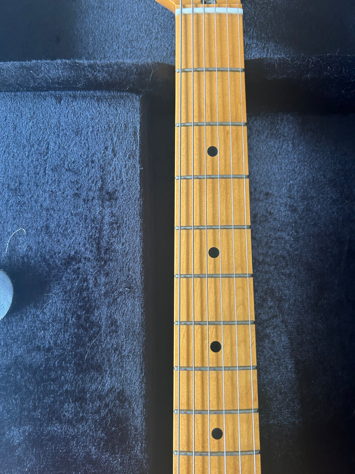 Squier Hank Marvin Stratocaster Fiesta Red MIJ Japan