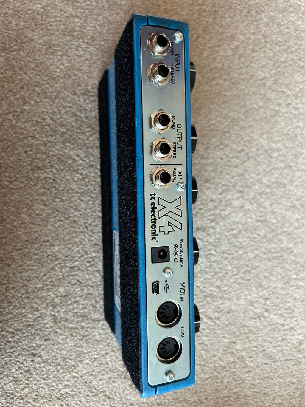 TC Electronic Flashback X4 Delay & Looper Blue