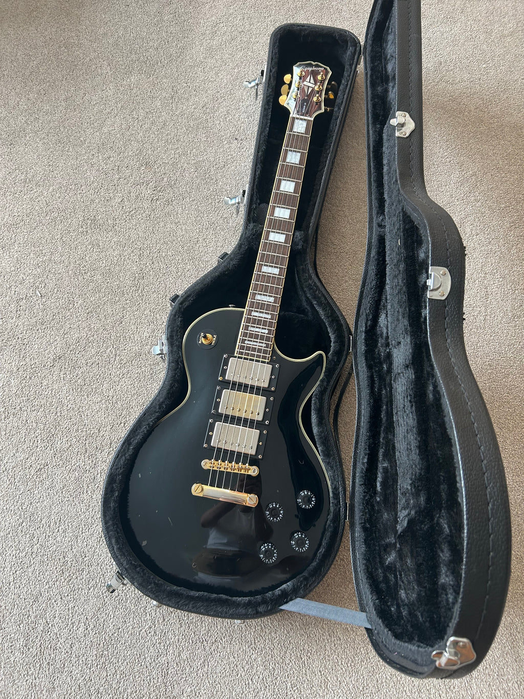 Epiphone Les Paul Custom Black Beauty (3-Pickup) Ebony (Upgraded Burstbucker Pro Pickups)