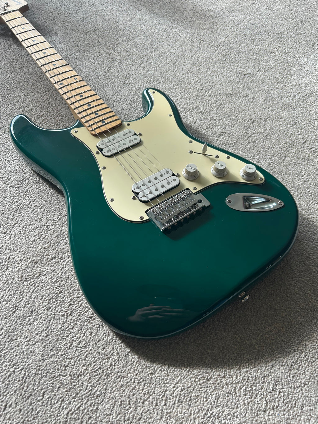 Squier Standard Series Stratocaster HH Green