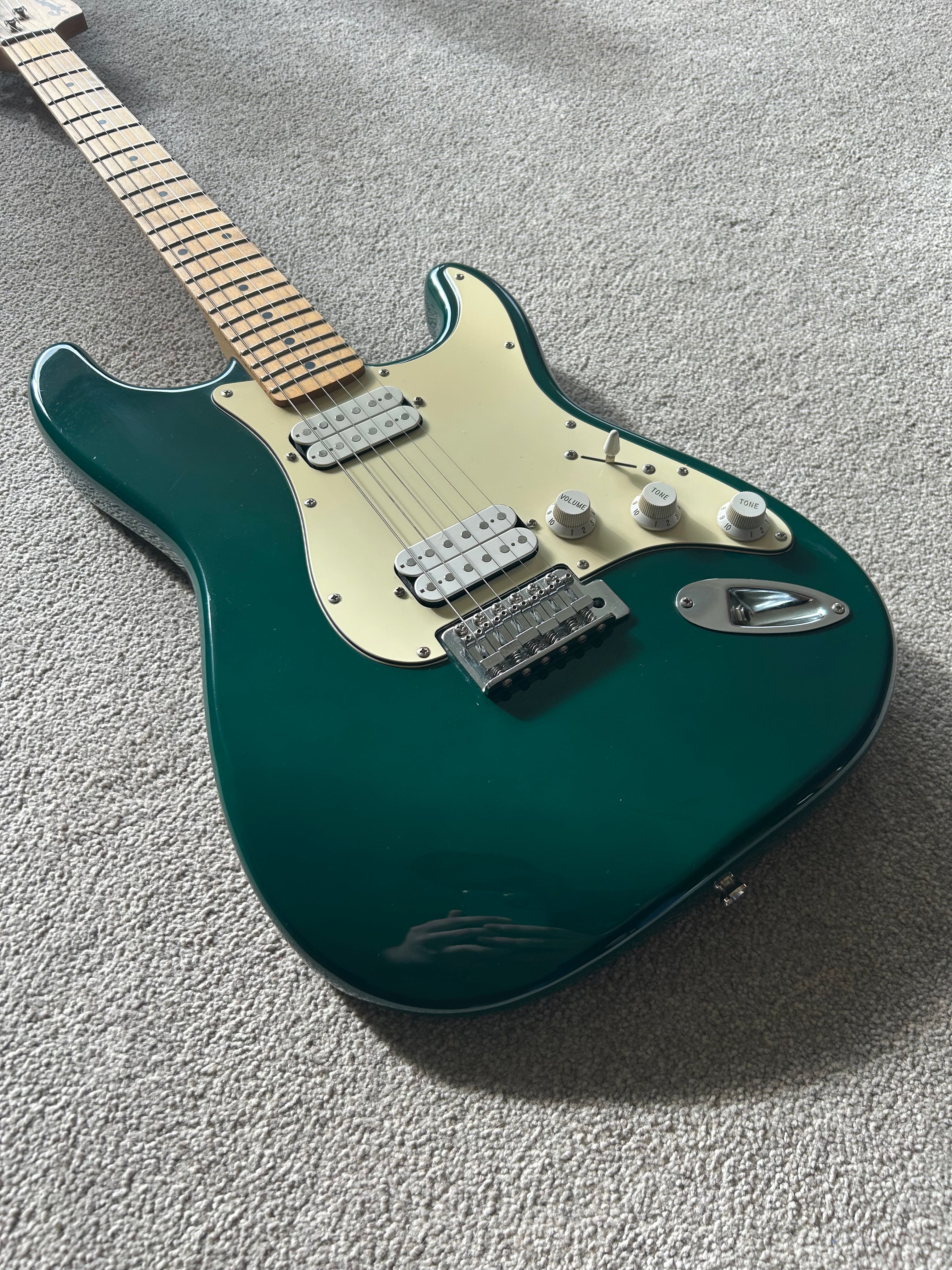 Squier Standard Series Stratocaster HH Green