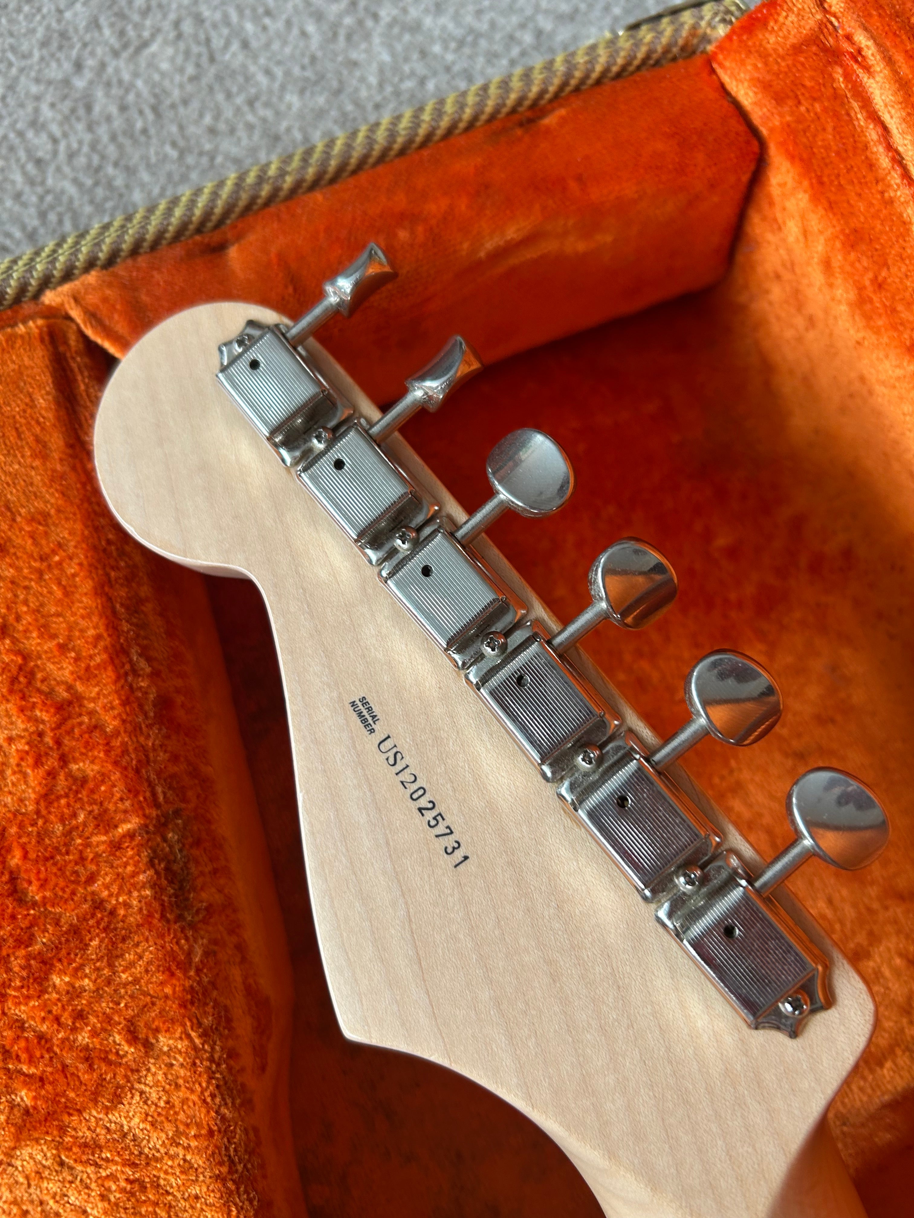 2012 Fender Eric Clapton Artist Series “Blackie” Stratocaster with Vintage Noiseless Pickups Black