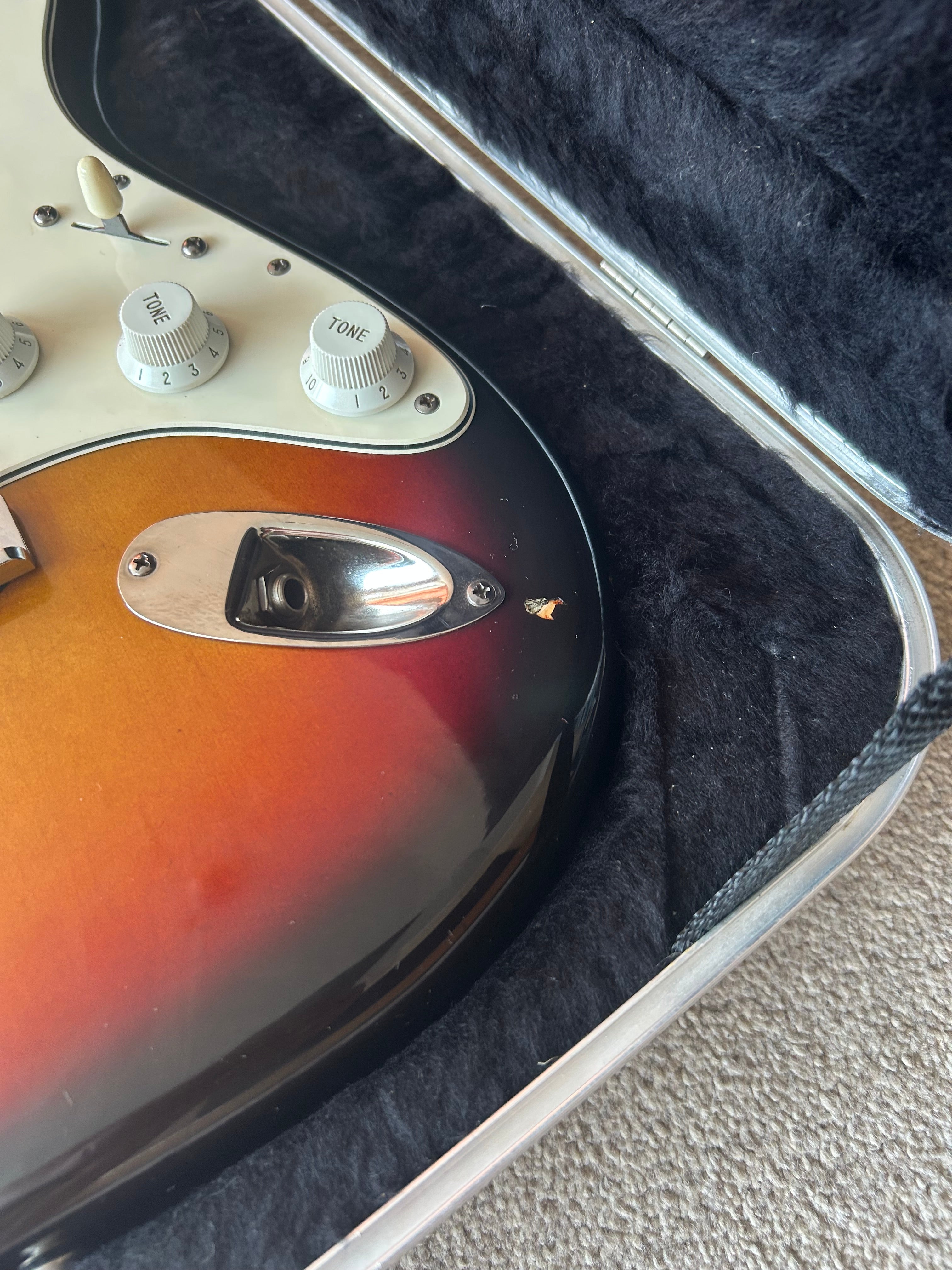 Fender American Standard Stratocaster with Rosewood Fretboard 1988 Brown Sunburst