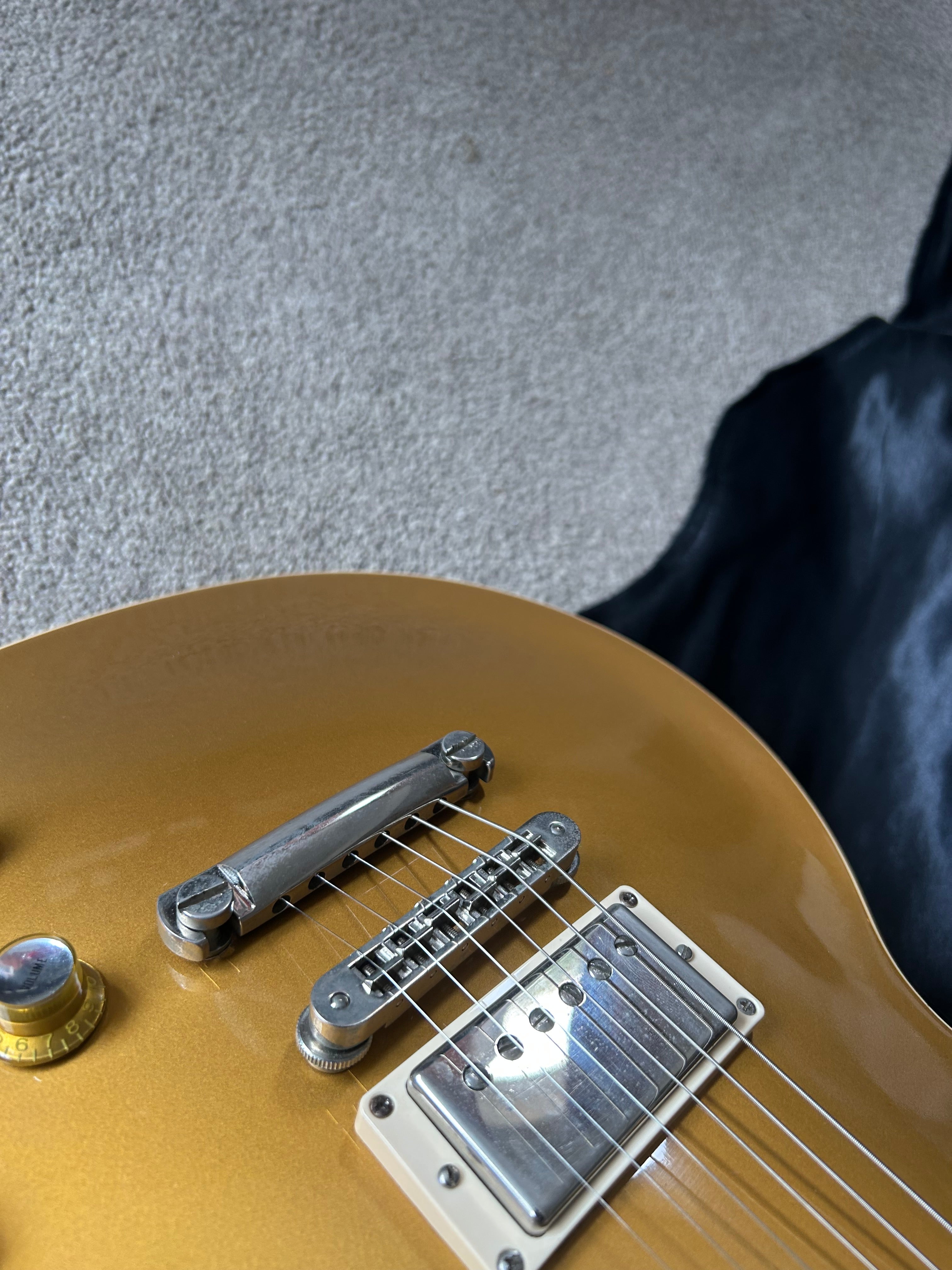 Gibson Les Paul Standard Gold Top 2004