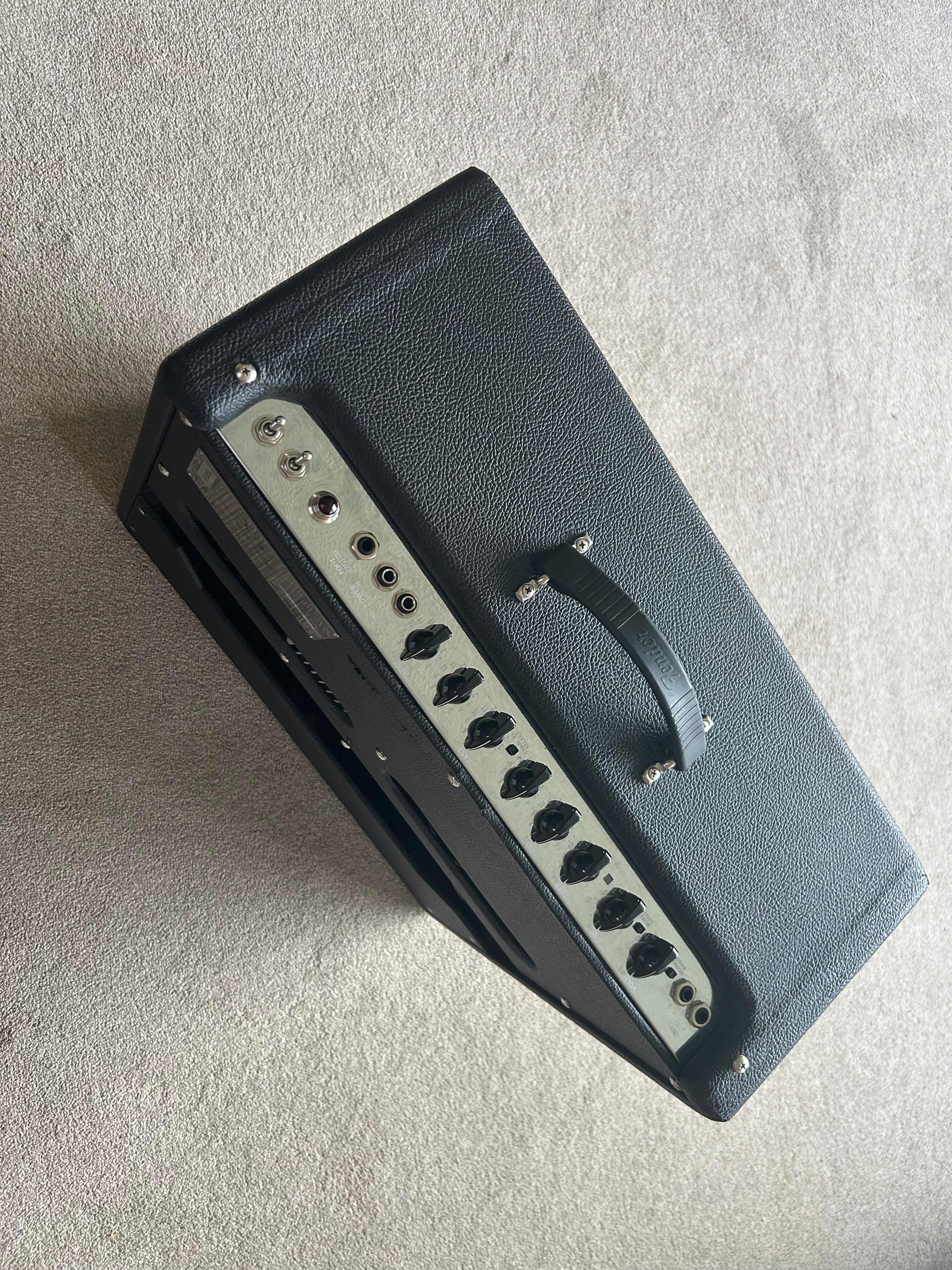 Fender Hotrod Deville 4x10