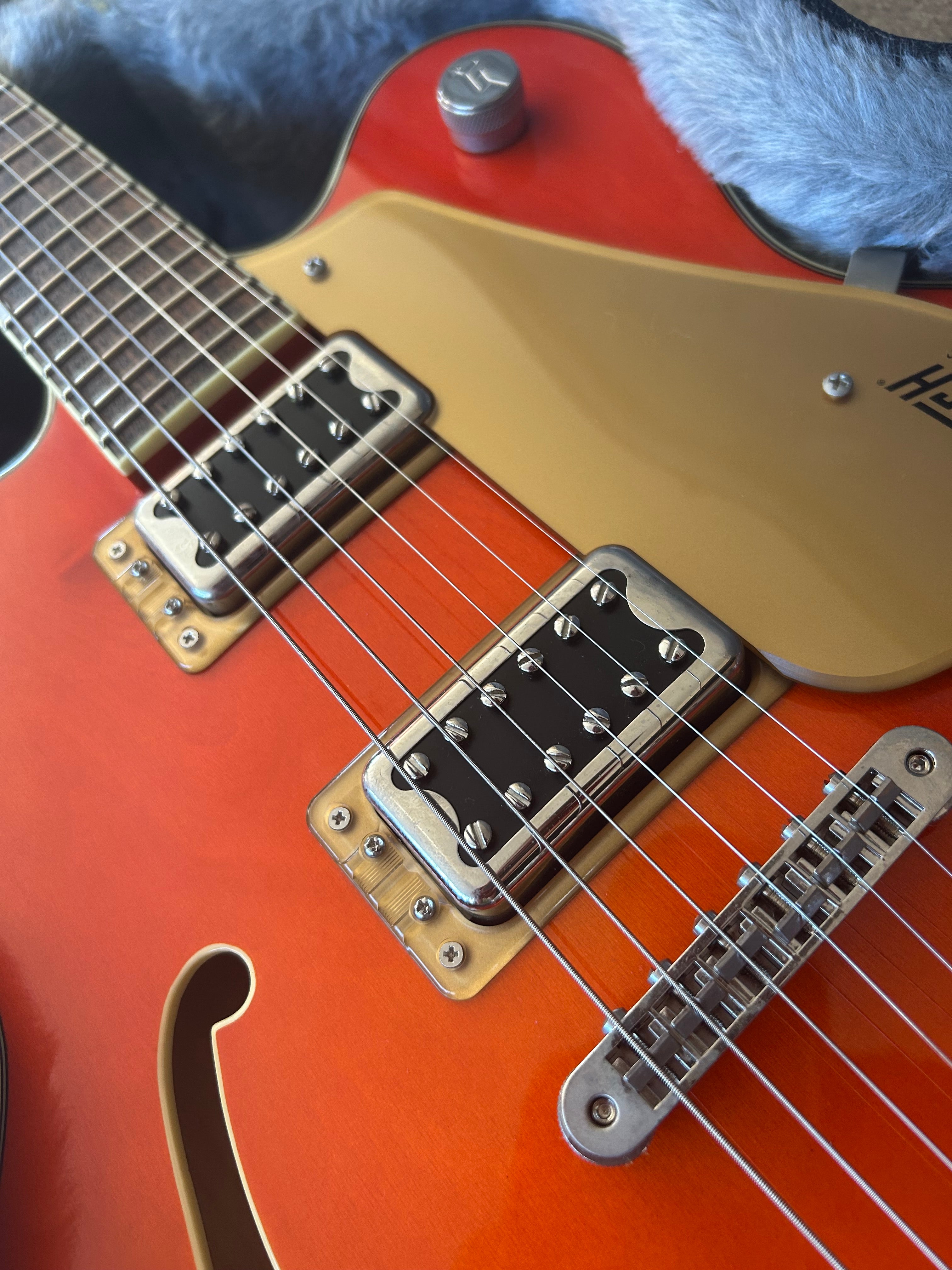 Gretsch G5622T Electromatic Center Block Double Cutaway with Bigsby Laurel Fretboard Orange Stain