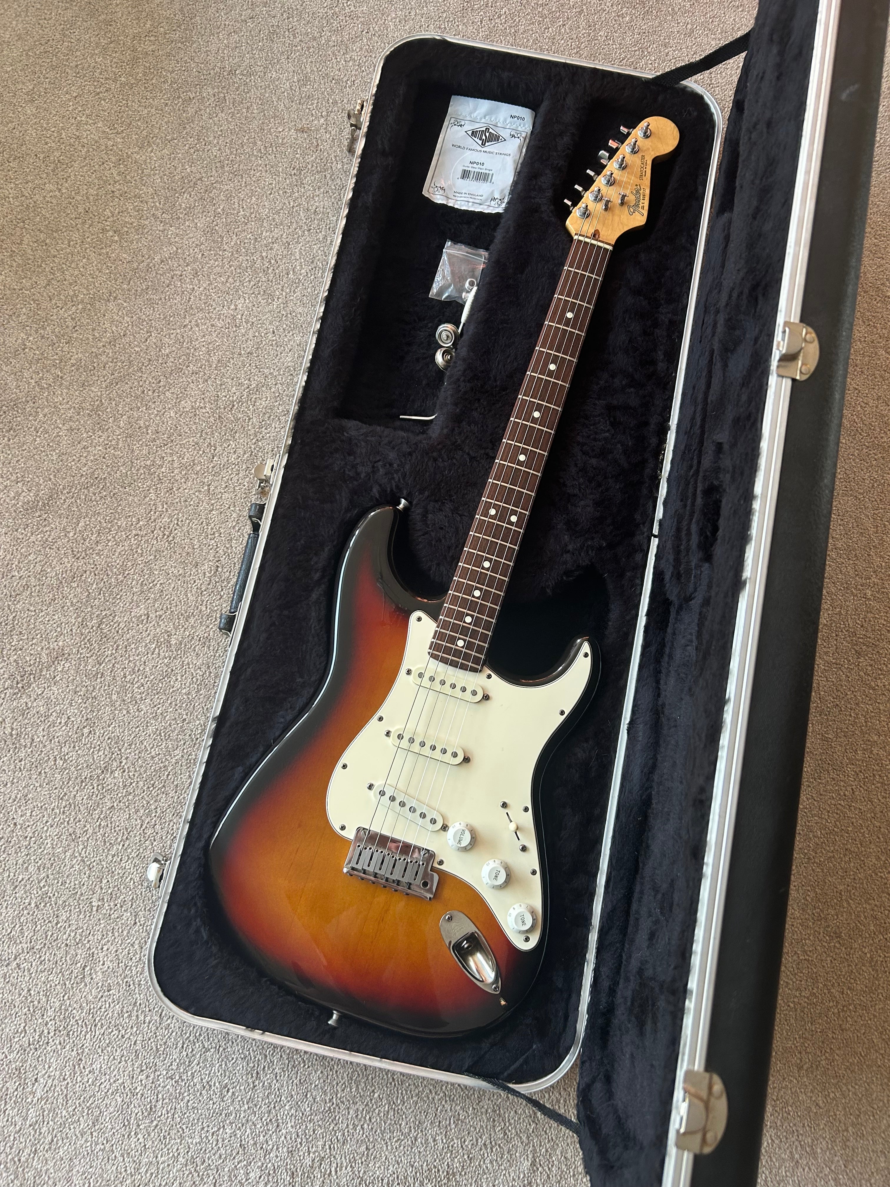 Fender American Standard Stratocaster with Rosewood Fretboard 1988 Brown Sunburst